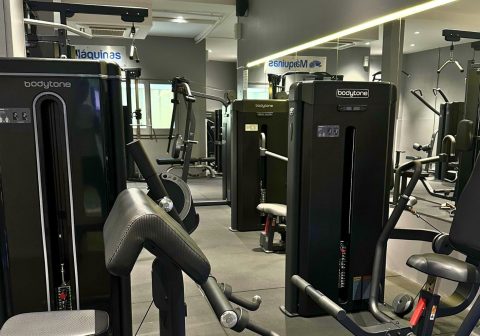 máquinas guiadas en nou barris