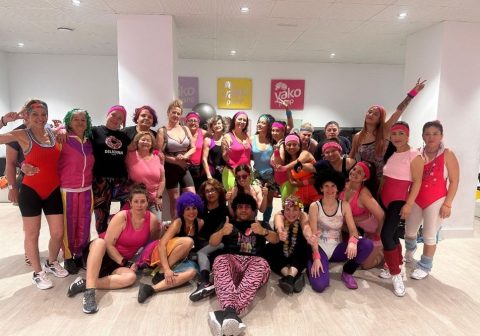 clase dirigida tematica años 80