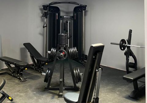 poleas musculacion gimnasio barcelona guinardo